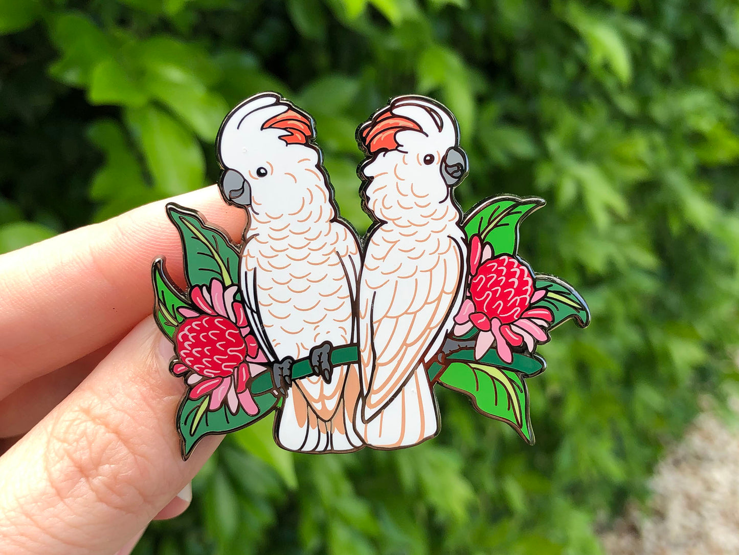 Moluccan / Salmon-crested Cockatoos Enamel Pin