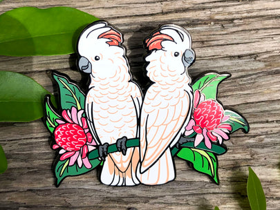 Moluccan / Salmon-crested Cockatoos Enamel Pin