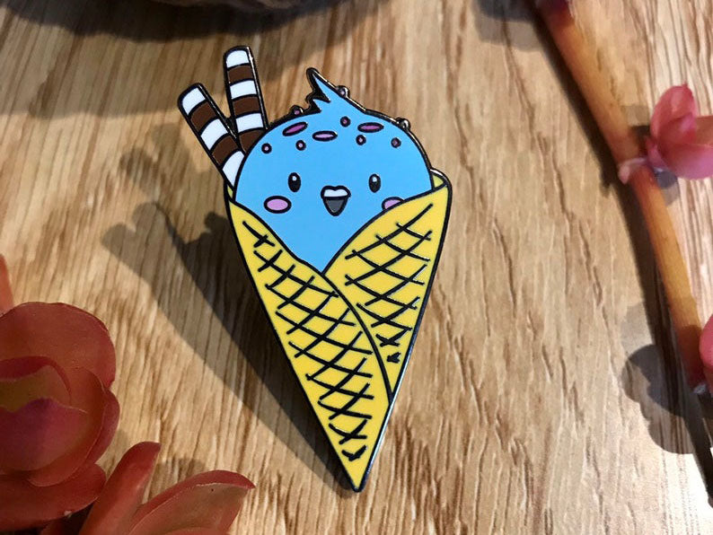Bubblegum Budgie Enamel Pin