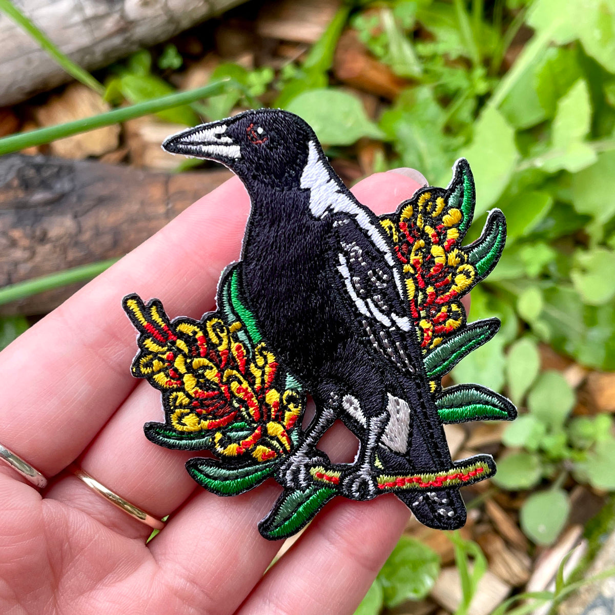 Australian Magpie Embroided Iron on Patch