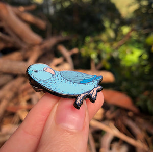 Pacific Parrotlet - Blue female -  Hard Enamel Pin