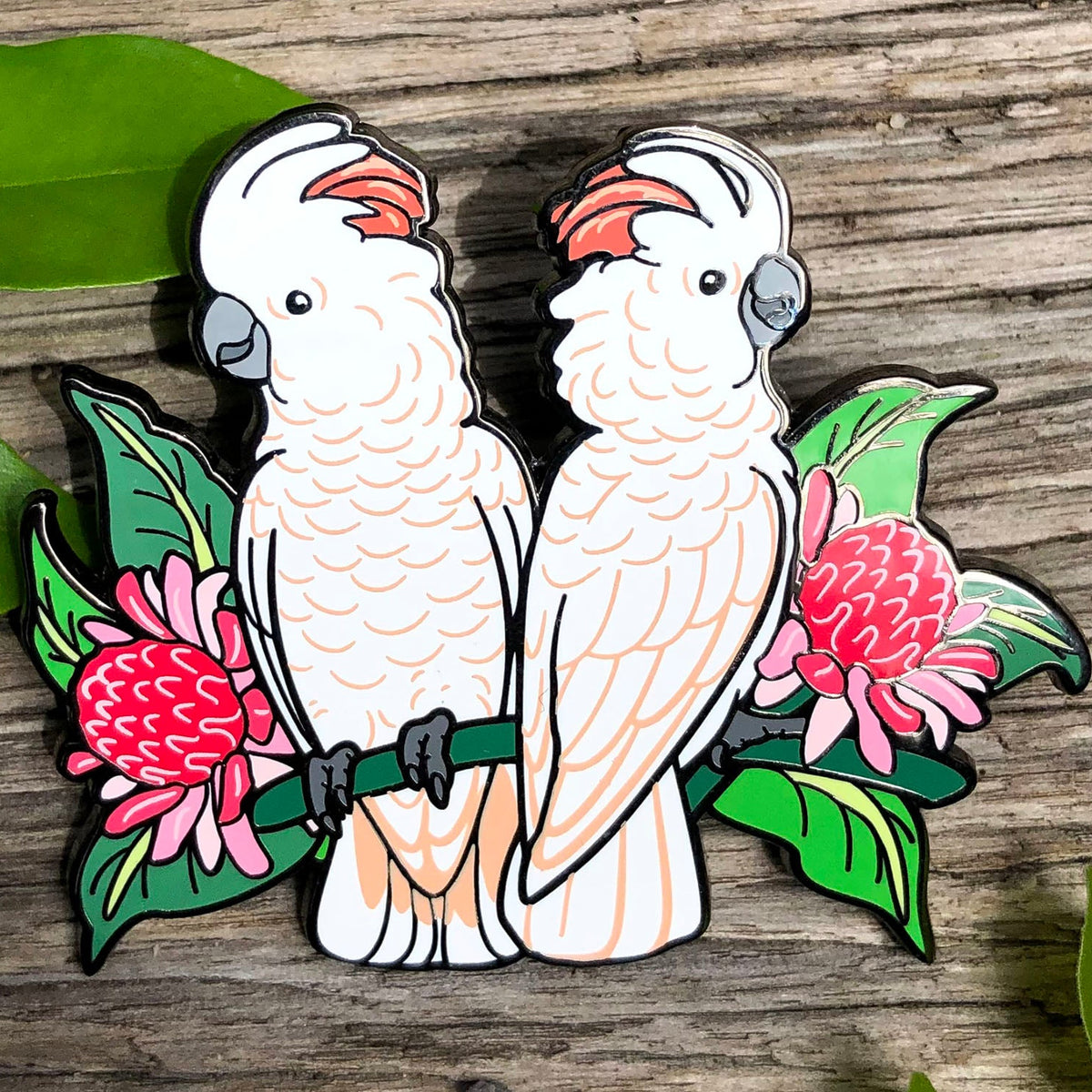 Moluccan / Salmon-crested Cockatoos Enamel Pin