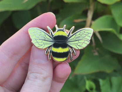 Bumblebee (Gold & Glitter) Enamel Pin